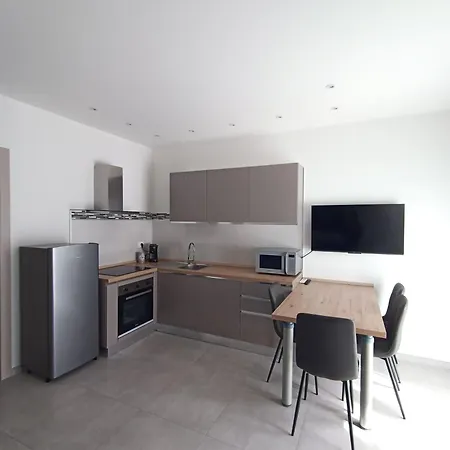 Laura House 2 * Μπολόνια